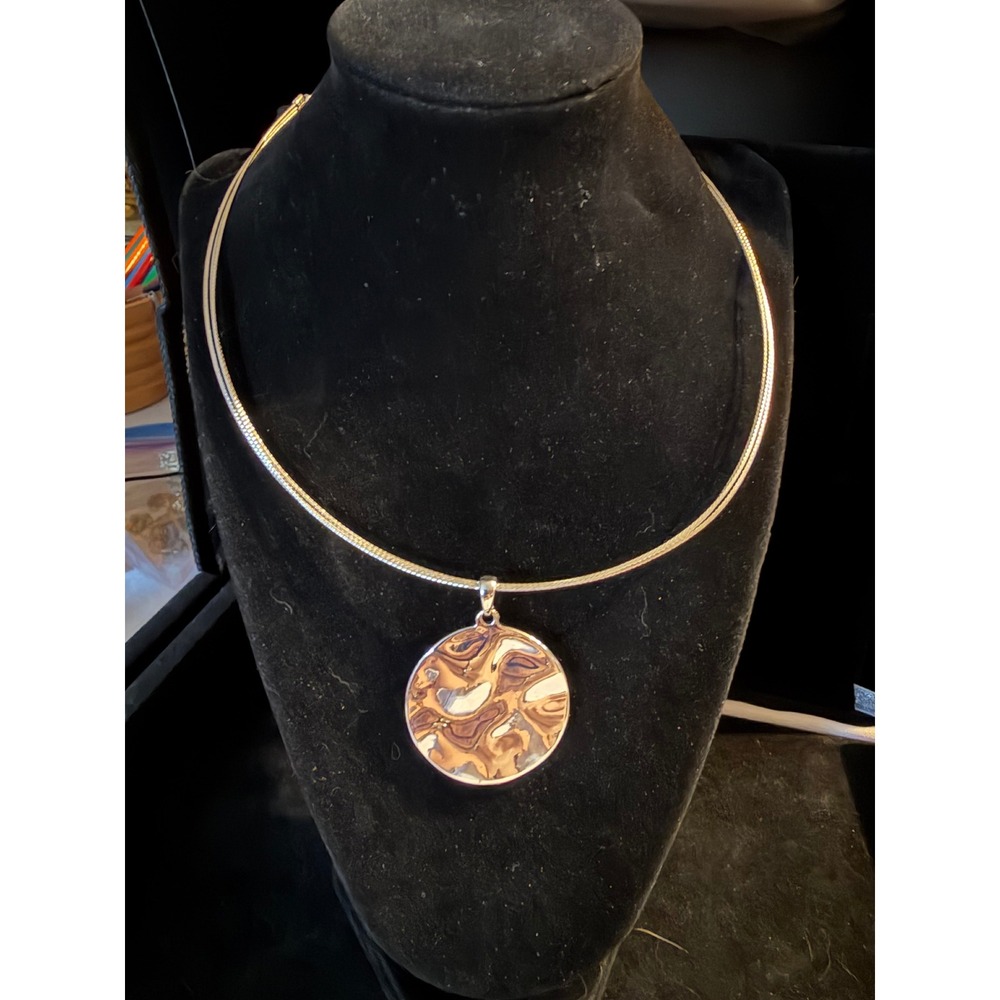 Silver Tone Hammered Round Pendant Necklace Adjustable Minimalist Modern